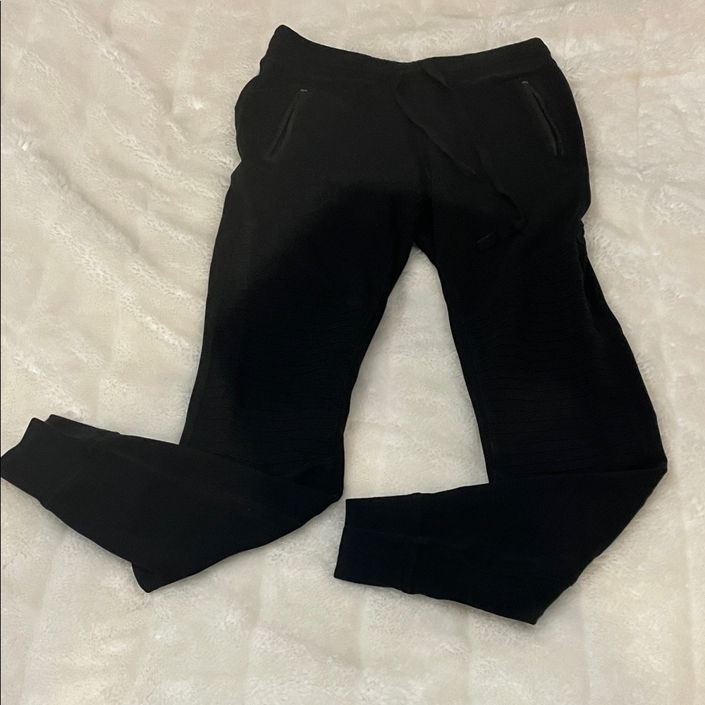 ALO Yoga Black Moto Joggers